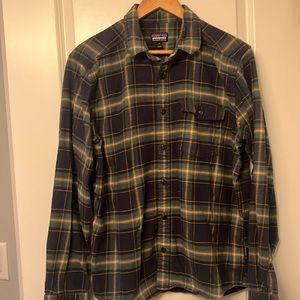 Mens Patagonia lightweight fjord flannel size medium